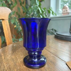 Elegant Vintage Blue Glass Vase